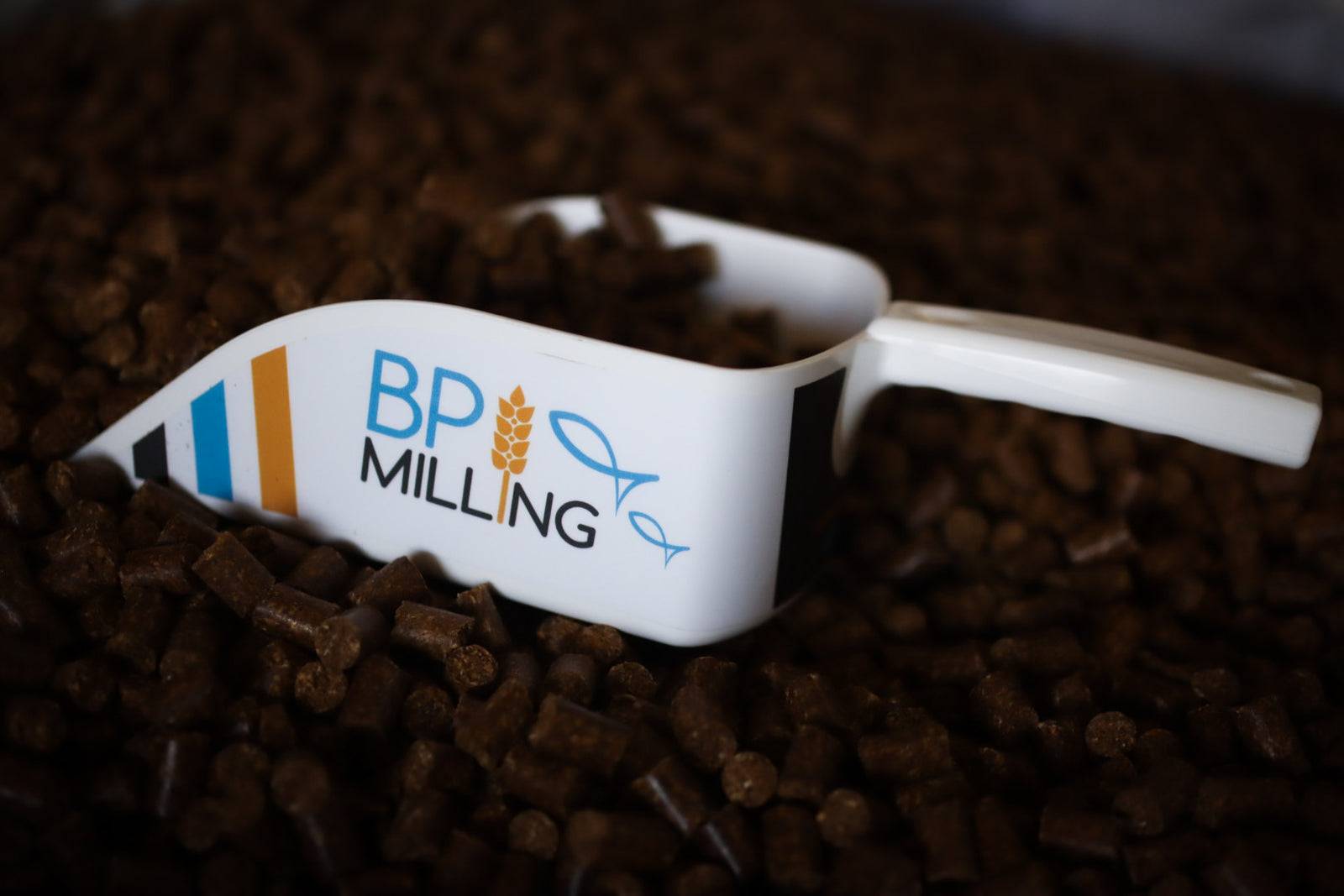 BP Milling Feed Scoop